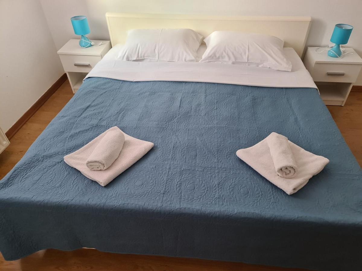 Apartamento Helena Pula Exterior foto