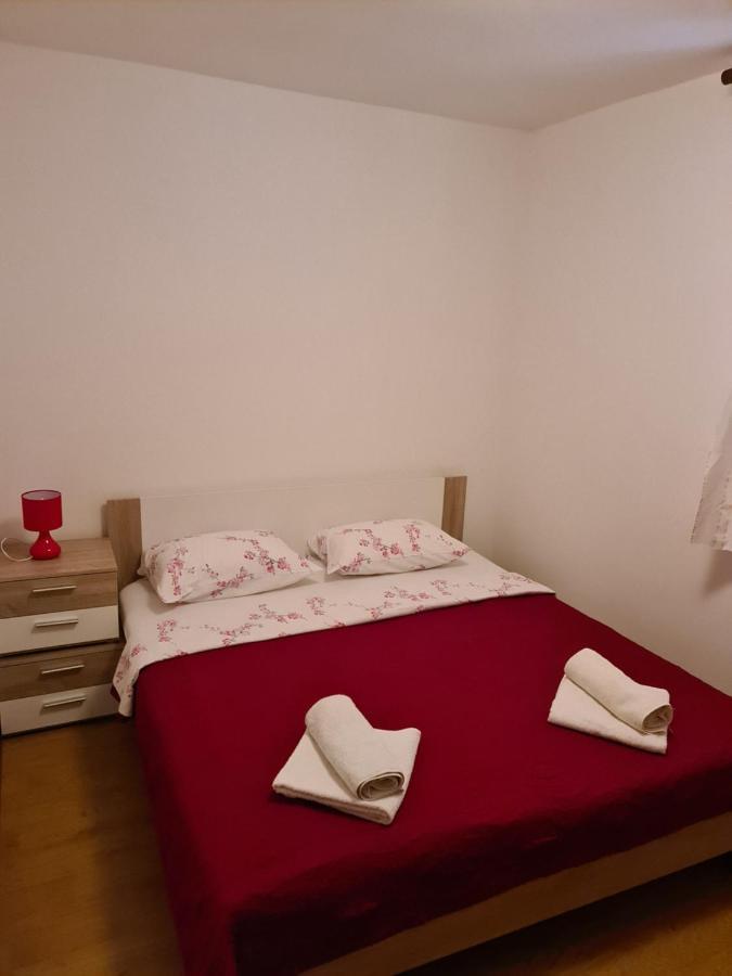 Apartamento Helena Pula Exterior foto